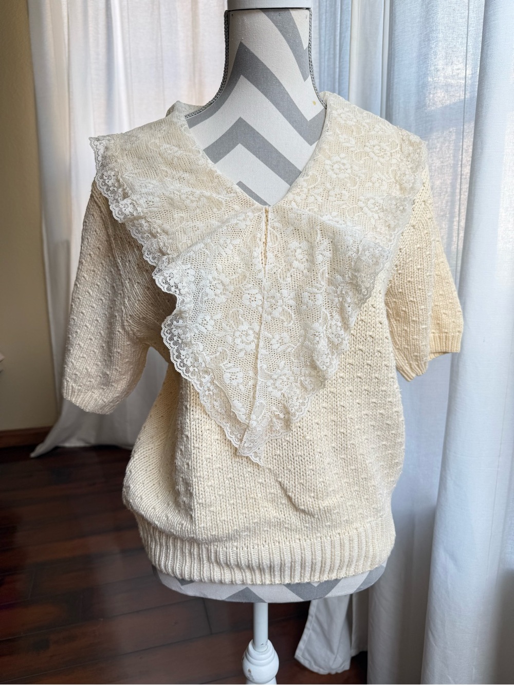 Lace-Trim Knit Top in Cream - Women's
